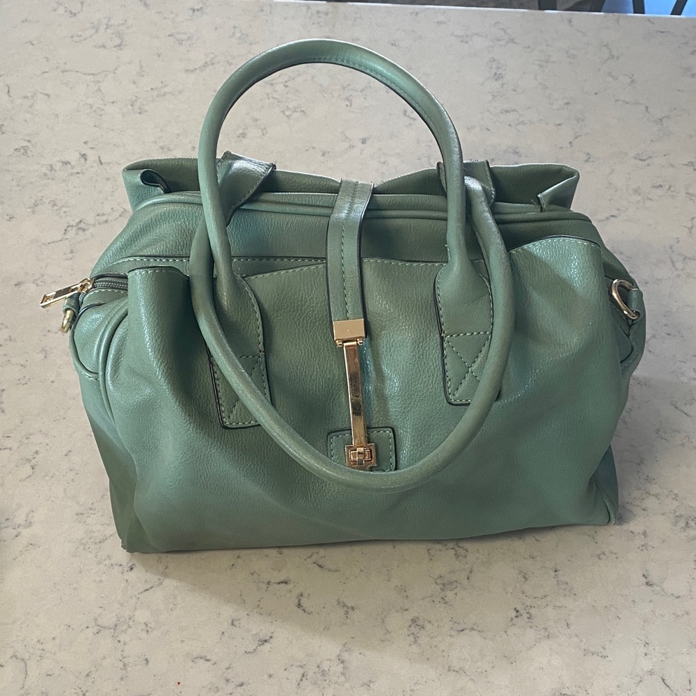 Chic Green Leather Satchel